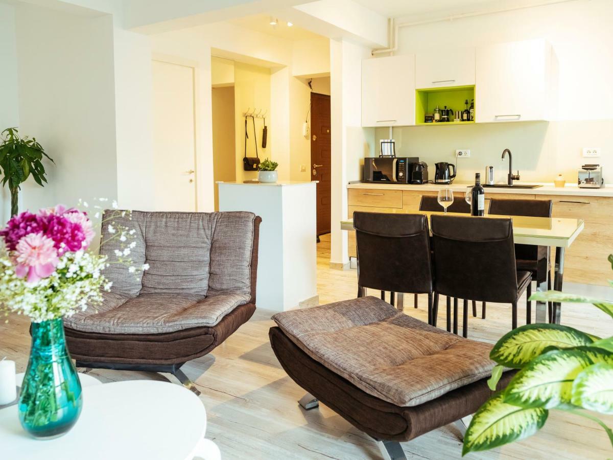 Bright And Spacious Central Apartment- Piata Amzei Bukarest Kültér fotó